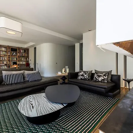 Otel Joy Architect's With Heated Swimming Pool And Garden In 4*