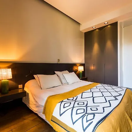 Otel Joy Architect's With Heated Swimming Pool And Garden In 4*
