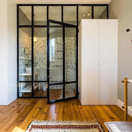 Otel Joy Architect's With Heated Swimming Pool And Garden In Biarritz