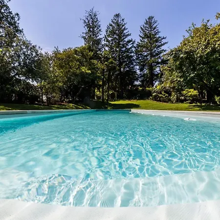 Hotel Joy Architect's With Heated Swimming Pool And Garden In 4*